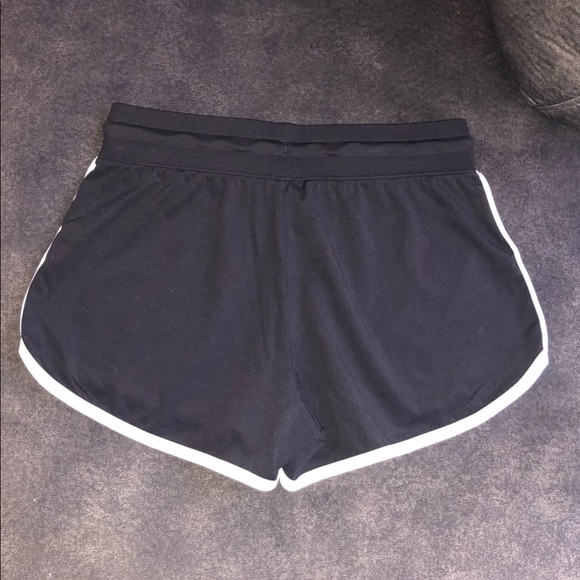 Alphalete Curve Shorts - Picture 8 of 8